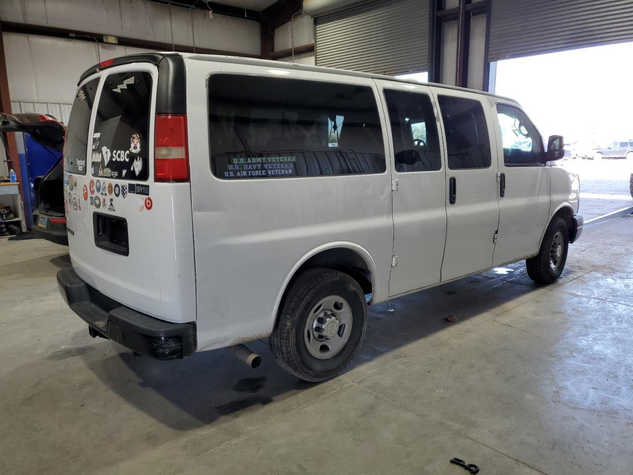 2012 Chevrolet Express G2500 Ls - Фото 3