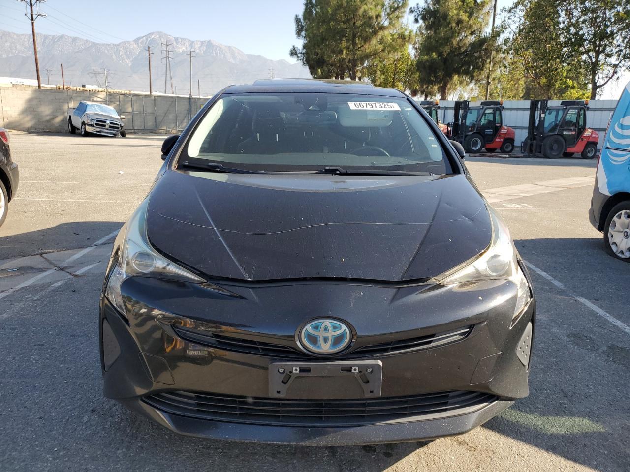 2016 Toyota Prius - Фото 5