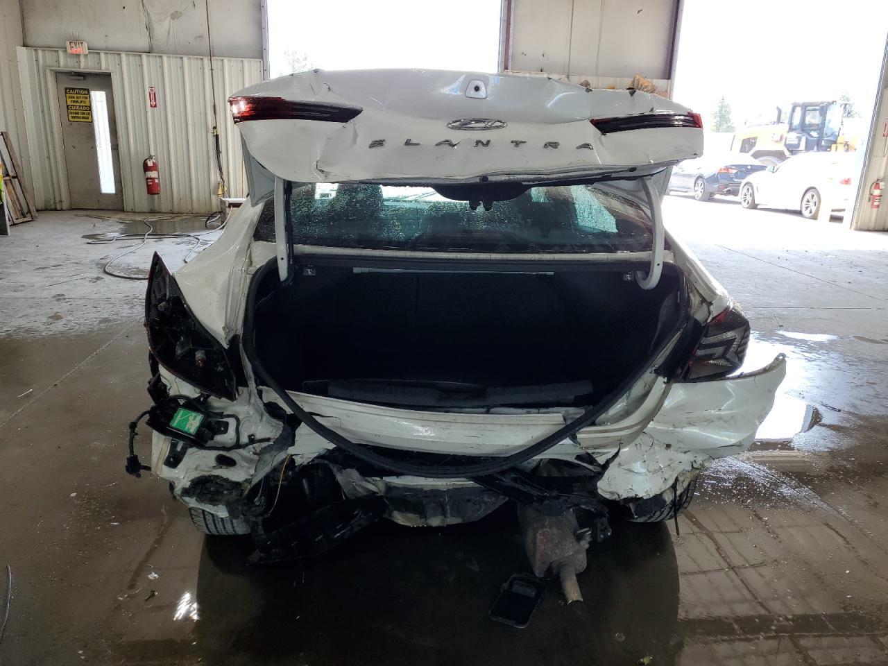 2020 Hyundai Elantra Sel - Фото 6