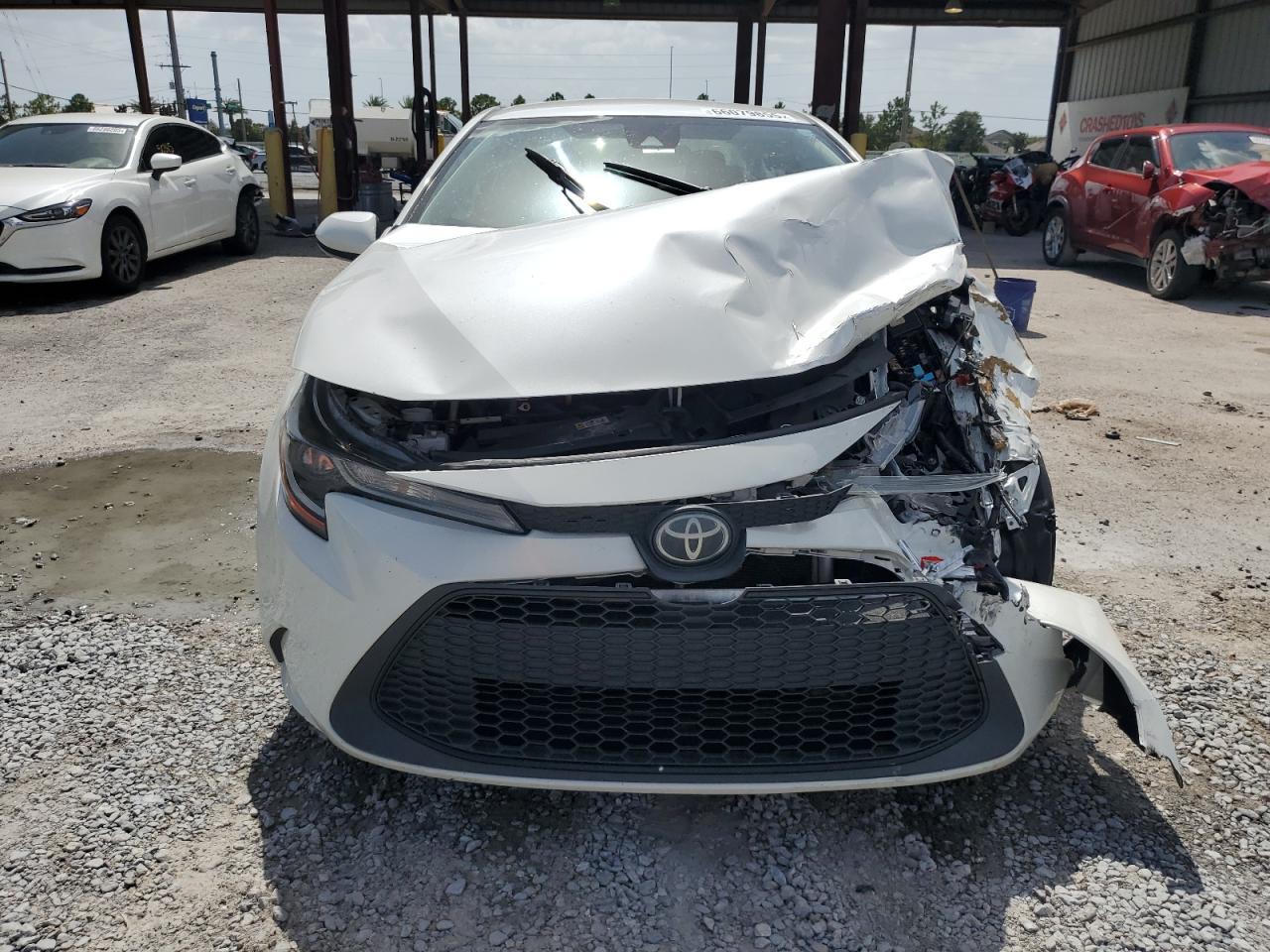 2020 Toyota Corolla Le - Image 5