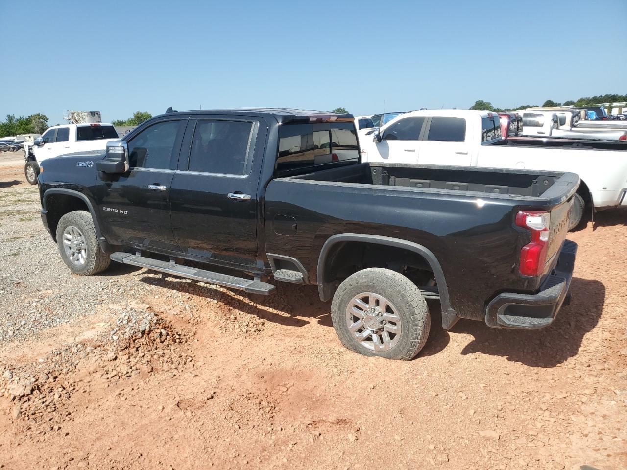 2022 Chevrolet Silverado K2500 High Country - Фото 2