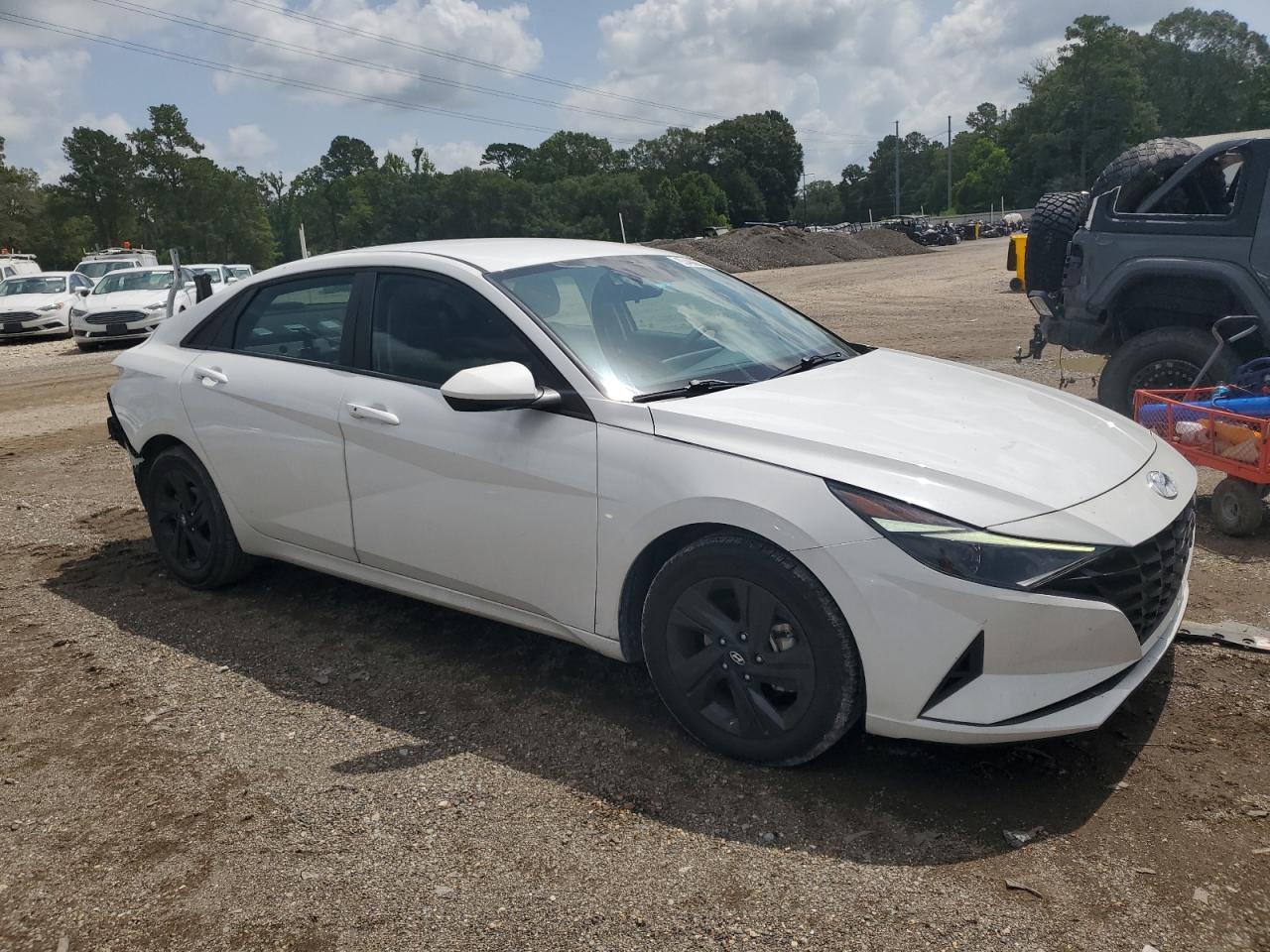2023 Hyundai Elantra Sel - Фото 4