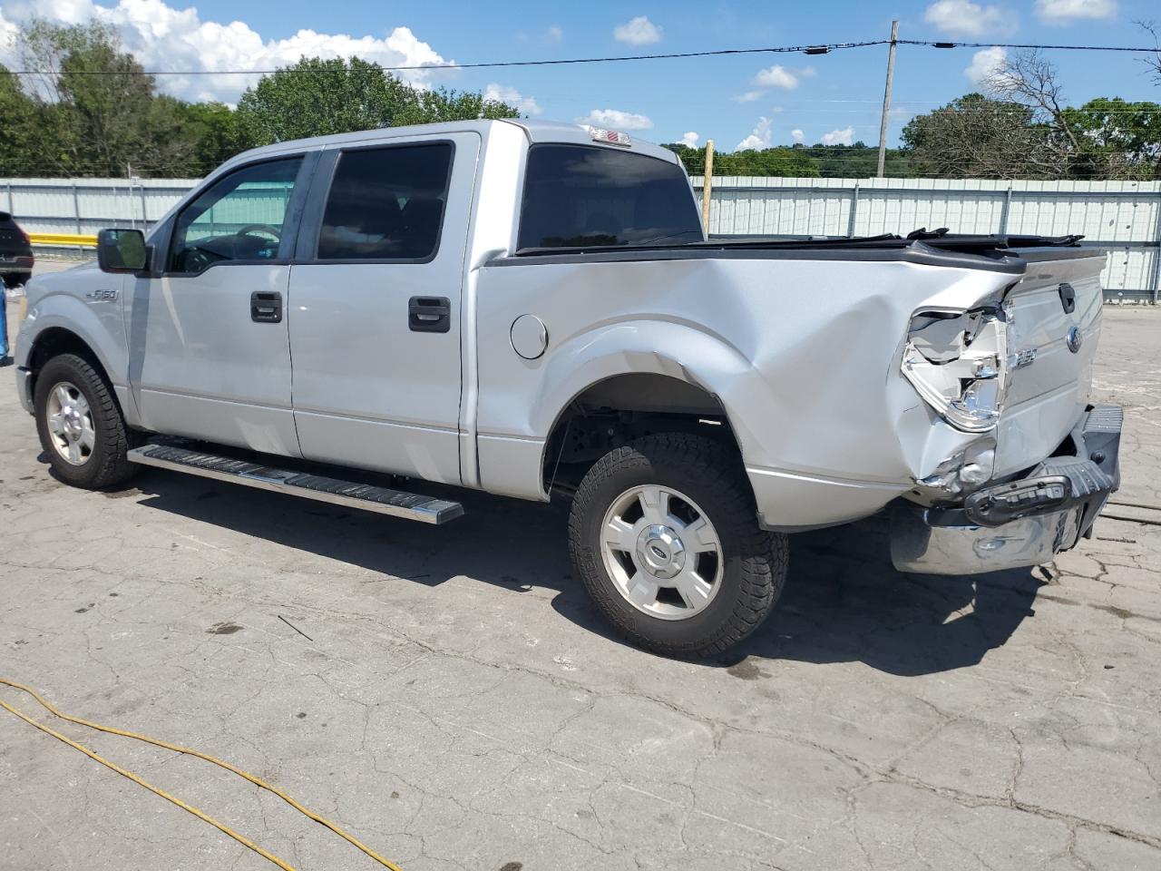 2014 Ford F150 Supercrew - Фото 2