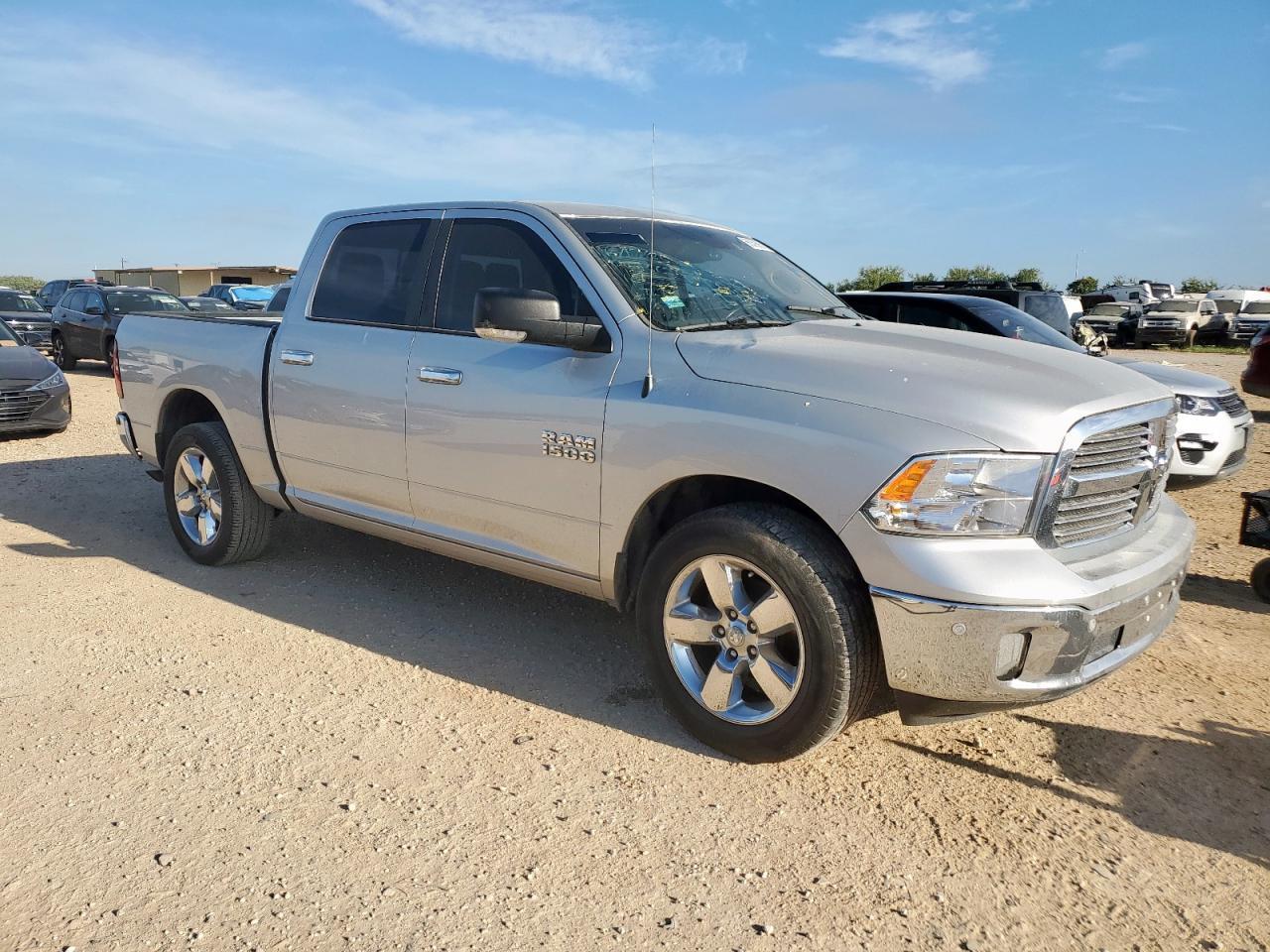 2016 Ram 1500 Slt - Image 4