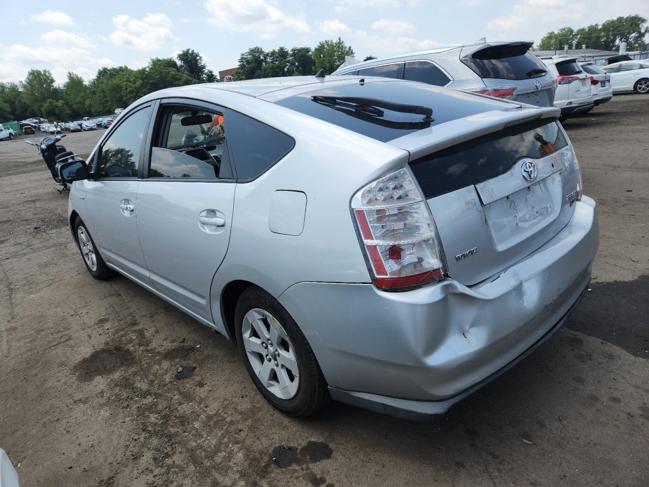 2007 Toyota Prius - Image 2