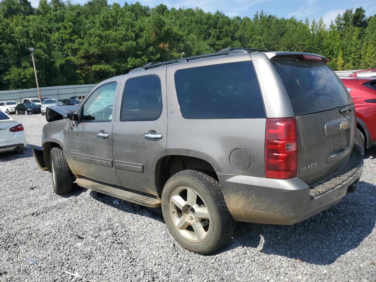 2011 Chevrolet Tahoe C1500 Lt - Image 2