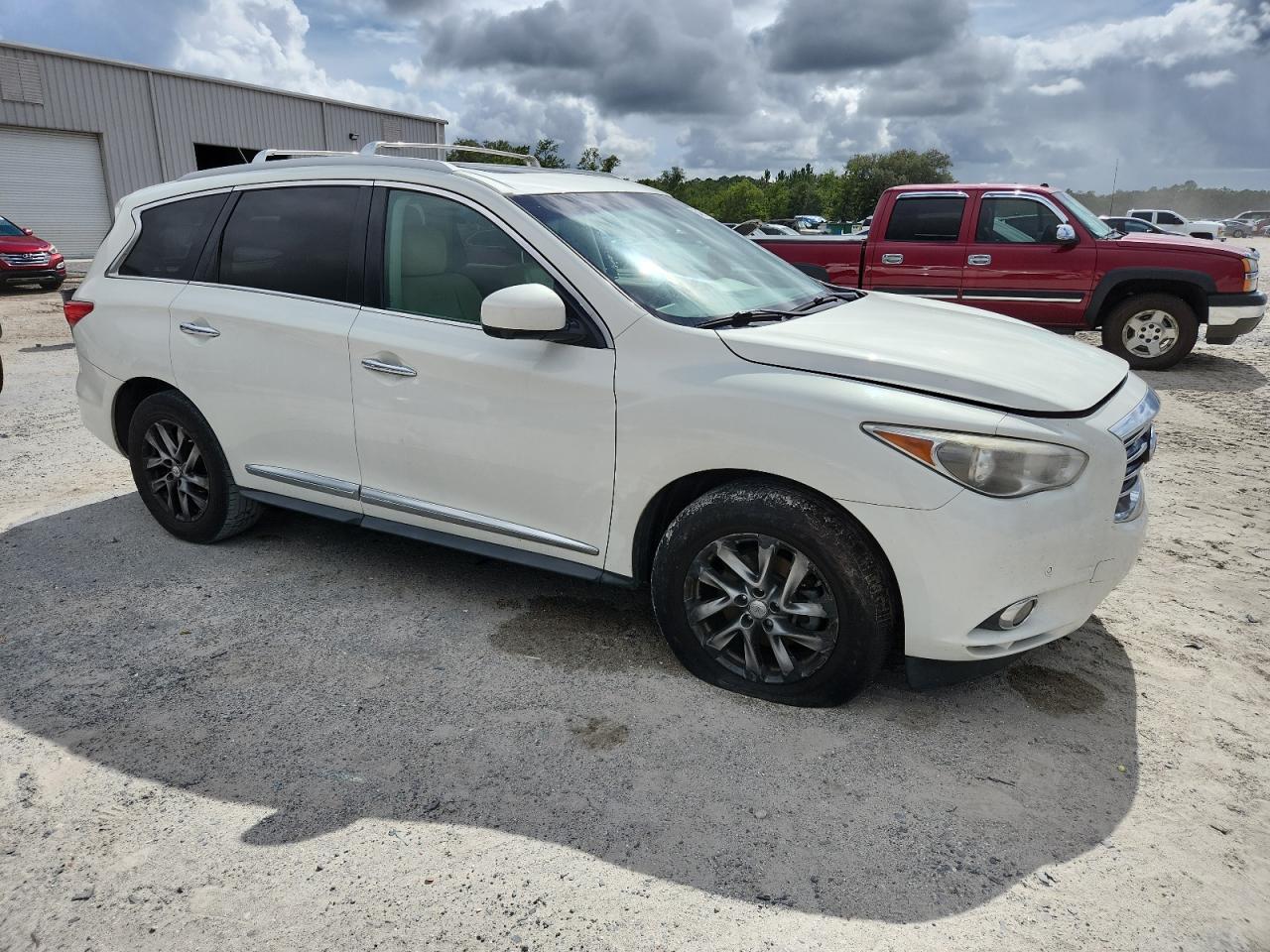 2013 Infiniti Jx35 - Image 4