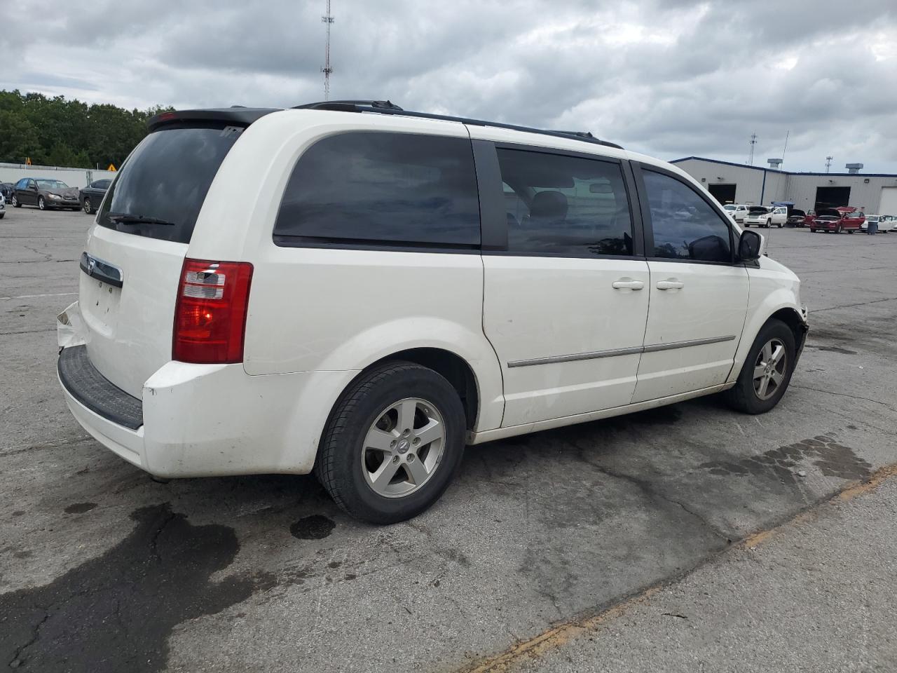 2010 Dodge Grand Caravan Sxt - Image 3