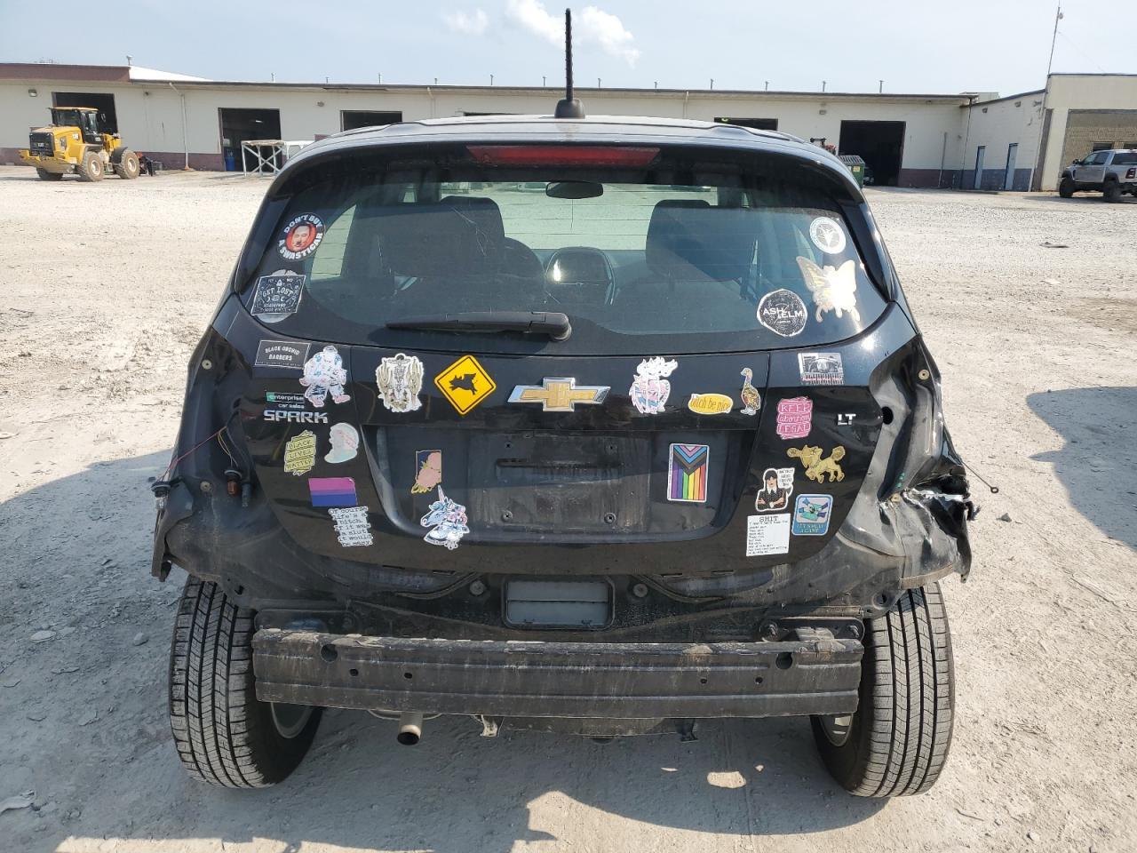 2021 Chevrolet Spark 1Lt - Фото 6