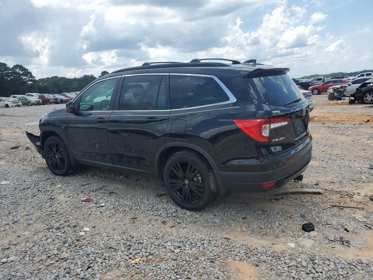 2022 Honda Pilot Se - Image 2