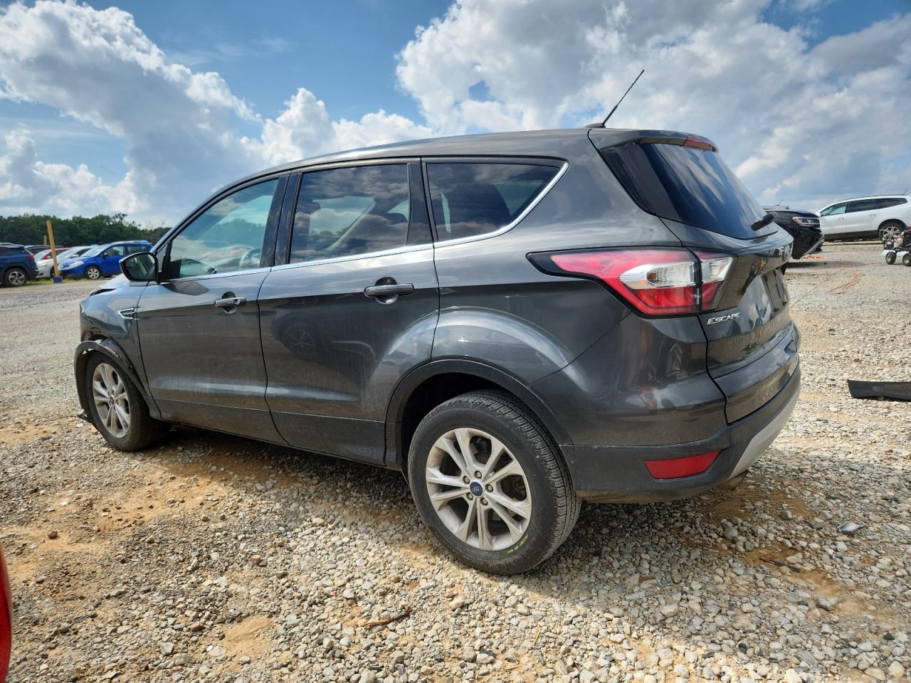 2017 Ford Escape Se - Image 2