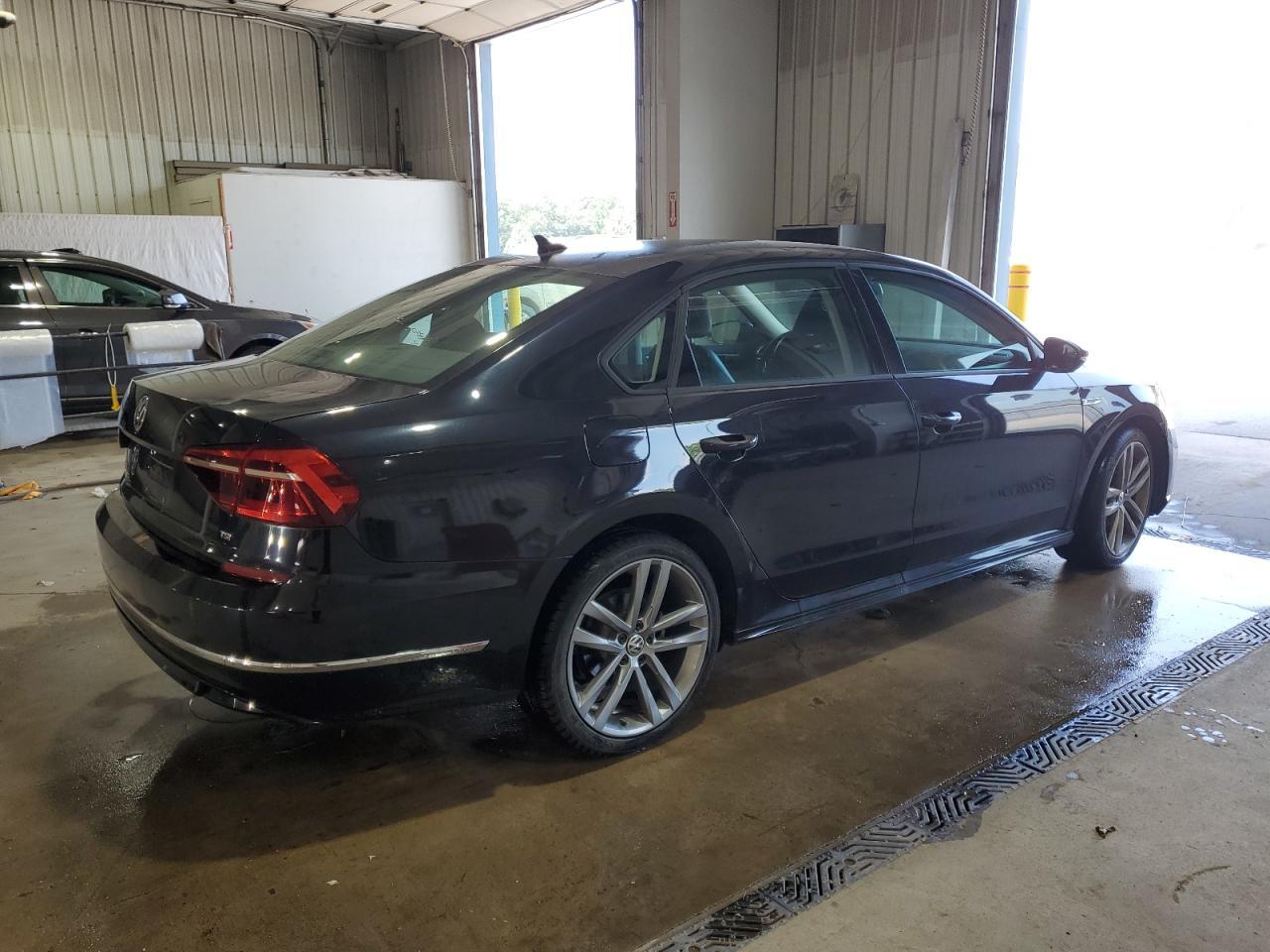 2018 Volkswagen Passat S - Image 3