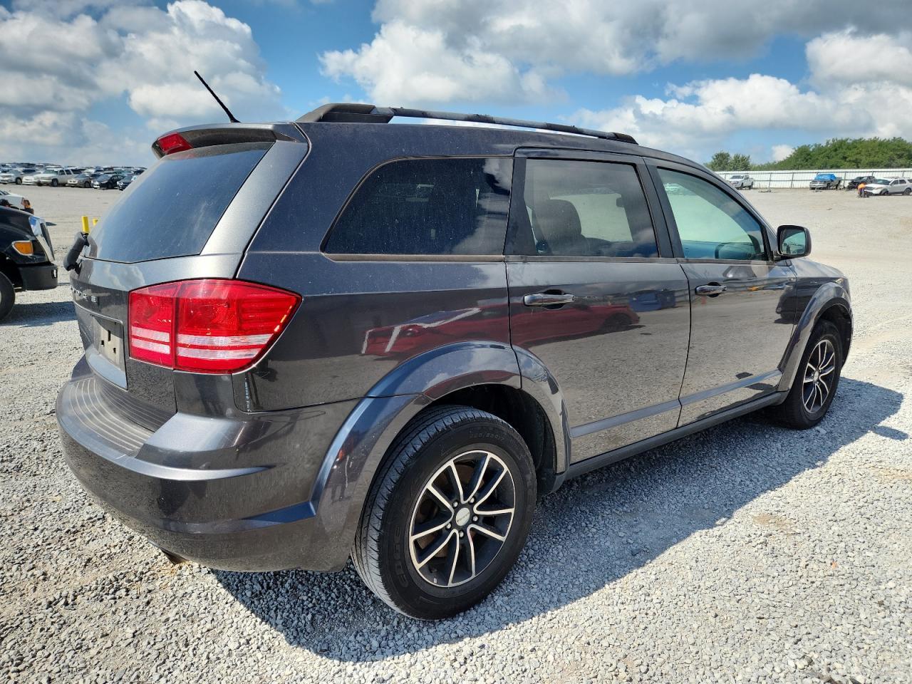 2017 Dodge Journey Se - Фото 3