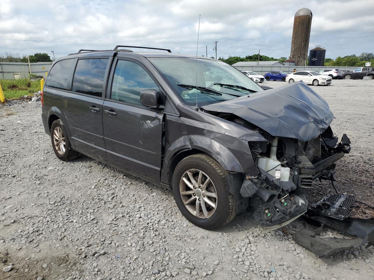 2016 Dodge Grand Caravan Sxt - Image 4