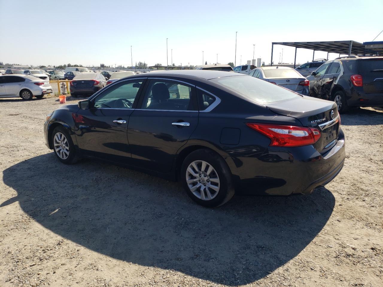 2016 Nissan Altima 2.5 - Фото 2