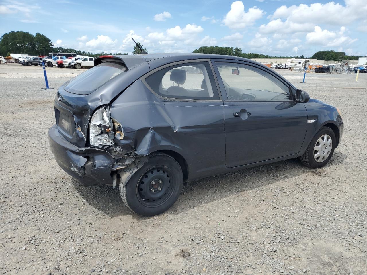 2008 Hyundai Accent Gs - Фото 3