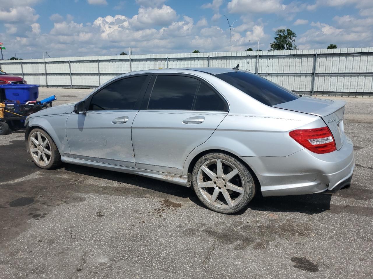 2014 Mercedes-Benz C 250 - Image 2