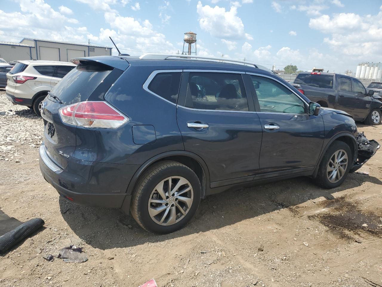 2015 Nissan Rogue S - Image 3
