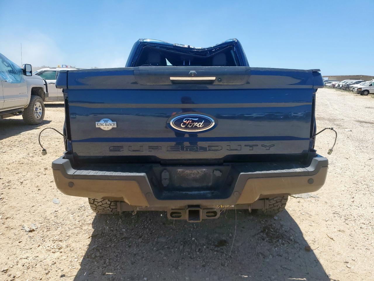 2017 Ford F250 Super Duty - Image 6