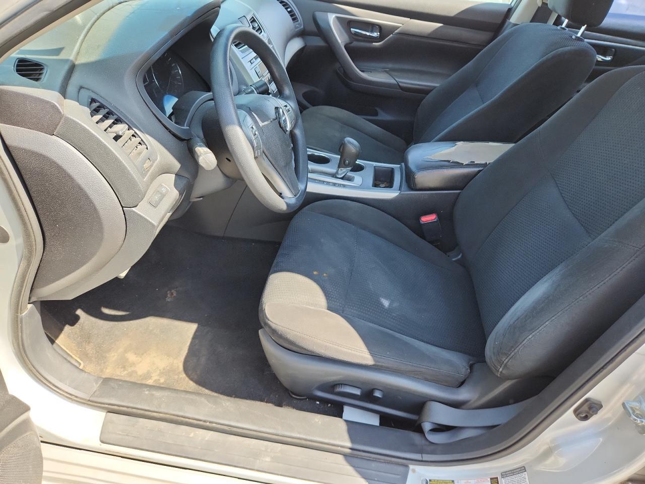 2015 Nissan Altima 2.5 - Image 7