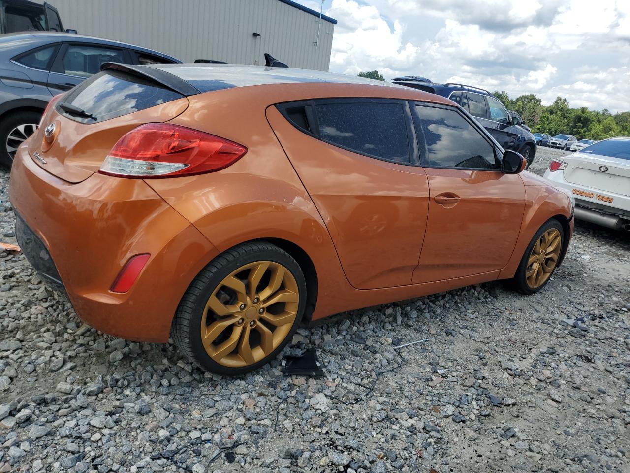 2014 Hyundai Veloster - Фото 3