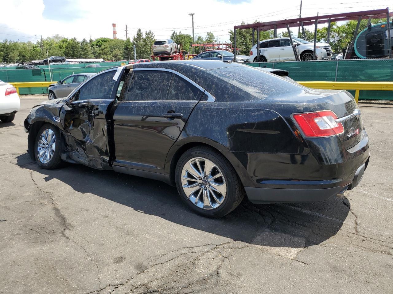 2011 Ford Taurus Limited - Image 2
