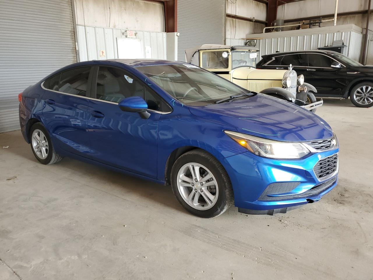 2018 Chevrolet Cruze Lt - Фото 4