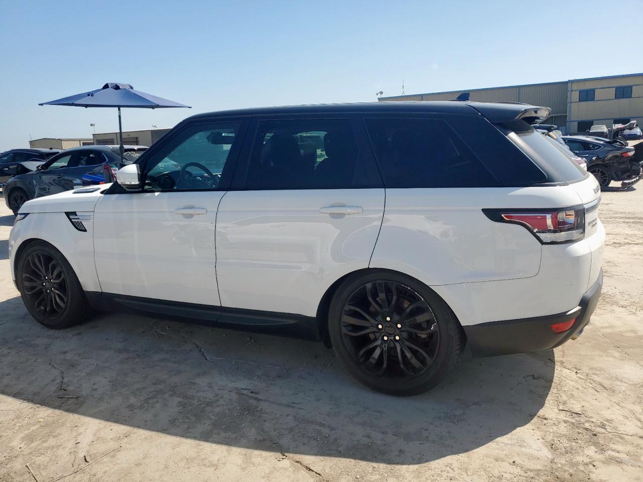 2016 Land Rover Range Rover Sport Hse - Image 2