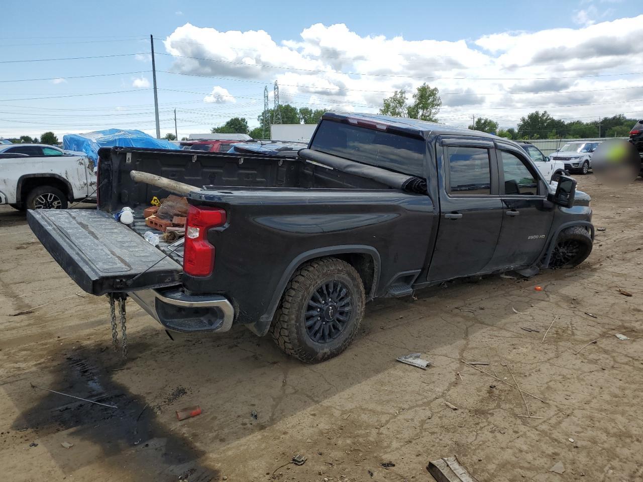 2021 Chevrolet Silverado K2500 Heavy Duty - Image 3