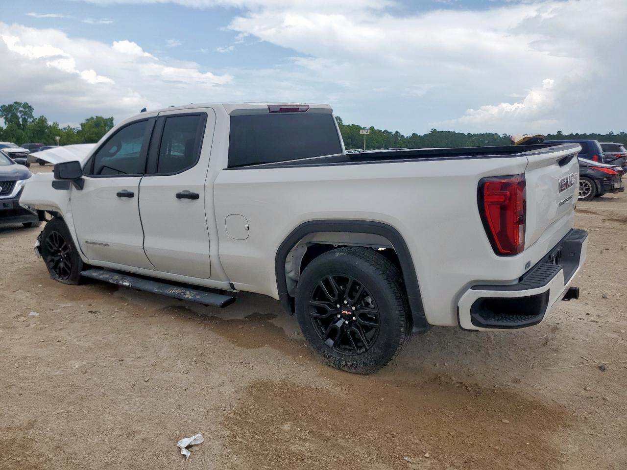 2024 GMC Sierra C1500 - Фото 2