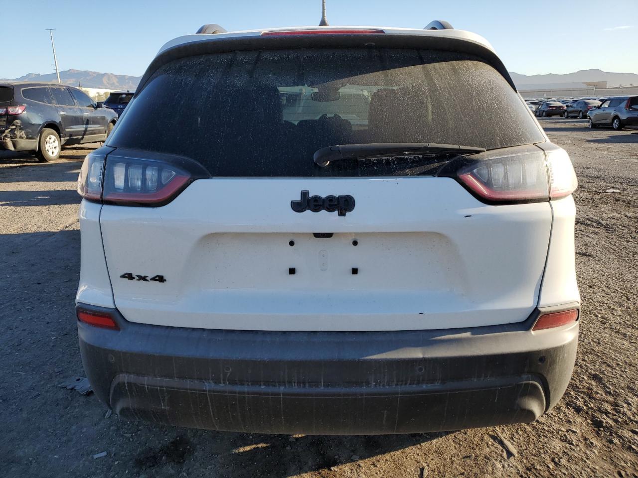 2023 Jeep Cherokee Altitude Lux - Image 6