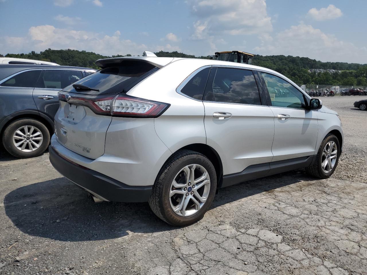 2018 Ford Edge Titanium - Фото 3