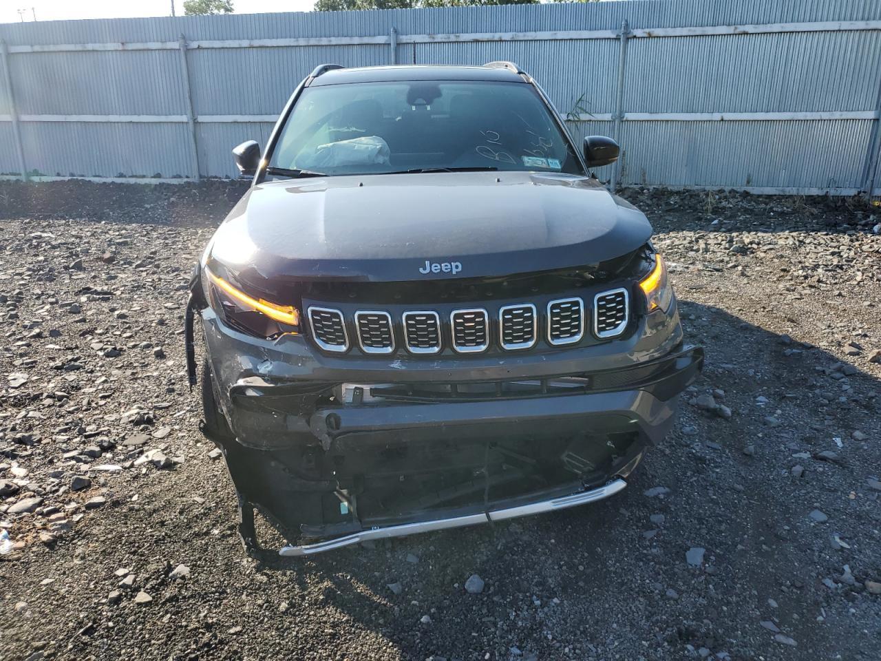 2024 Jeep Compass Limited - Image 5