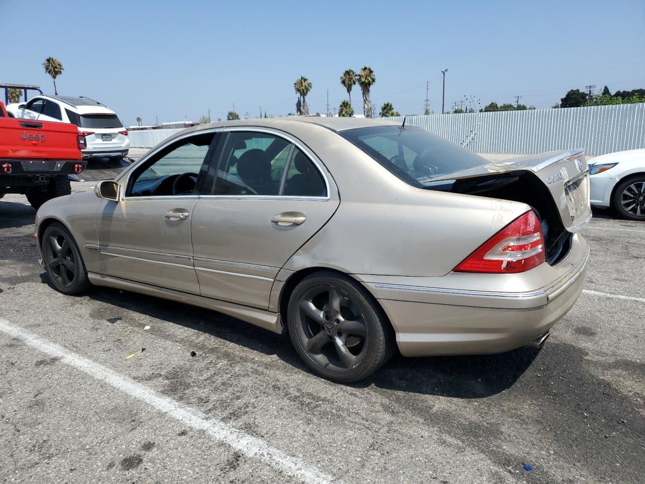 2005 Mercedes Benz C 320 - Image 2