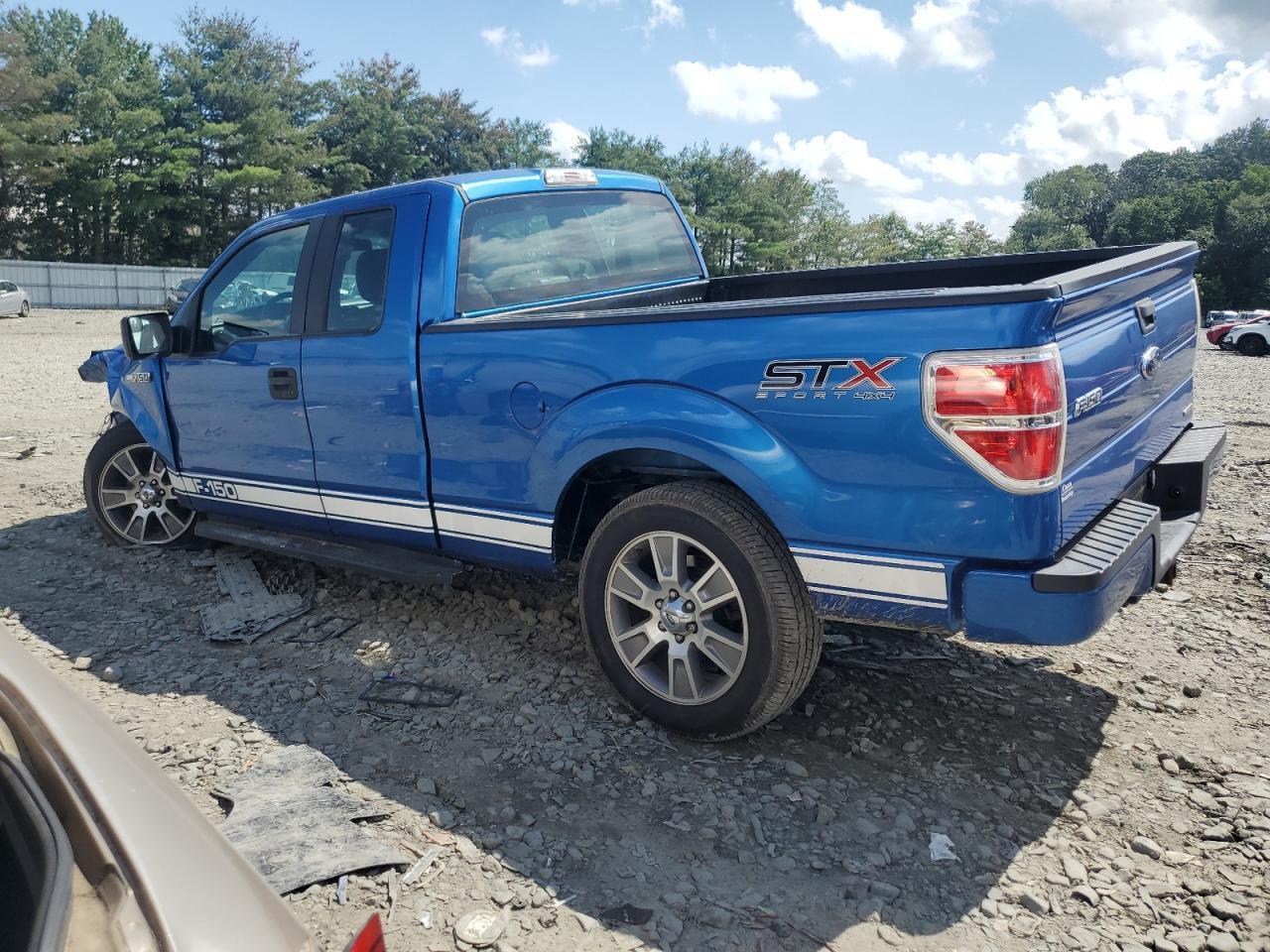 2014 Ford F150 Super Cab - Фото 2