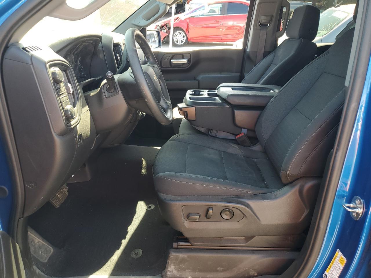 2024 Chevrolet Silverado K1500 Custom - Фото 7