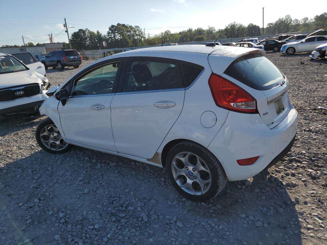 2012 Ford Fiesta Ses - Фото 2