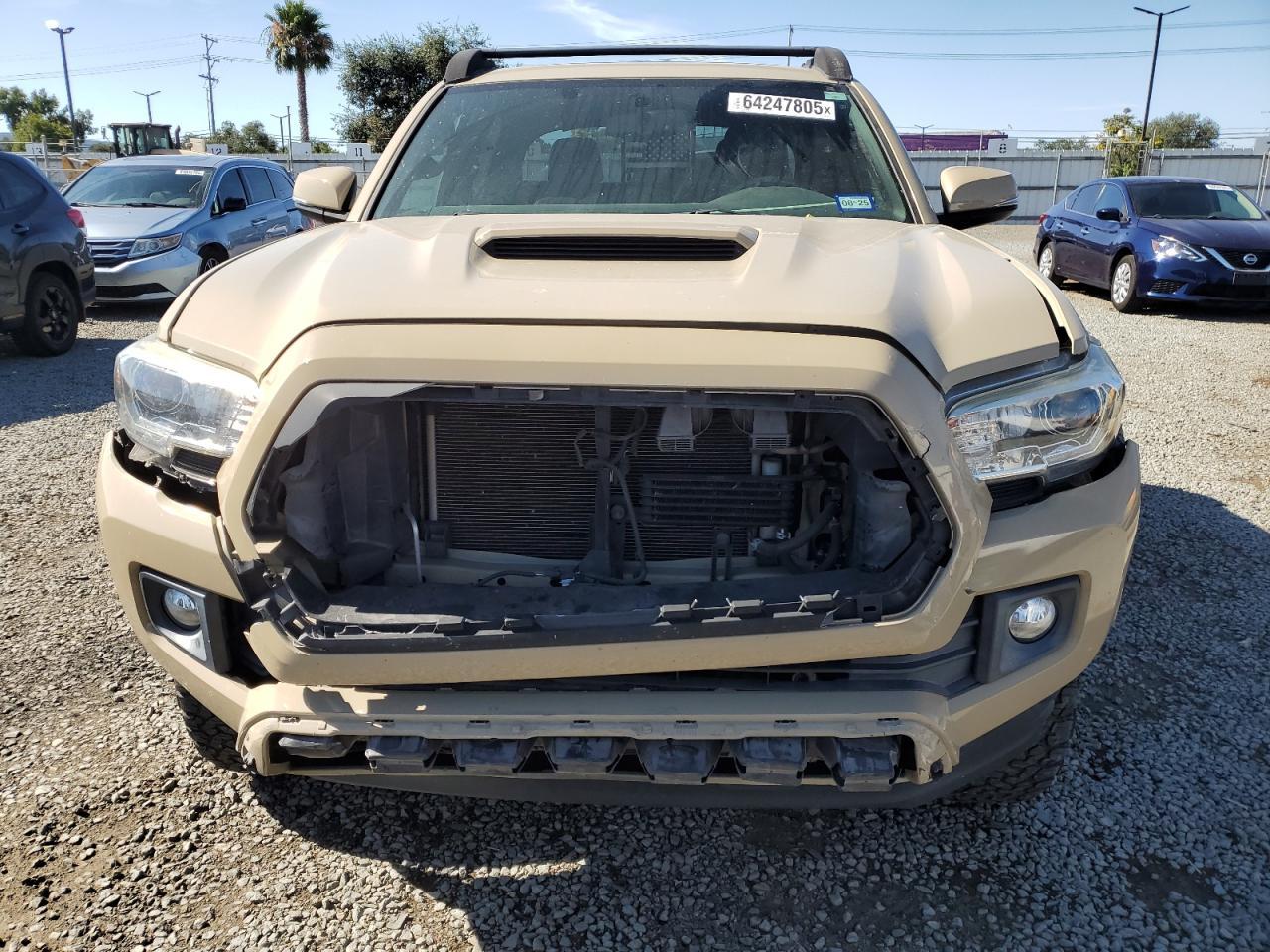 2017 Toyota Tacoma Double Cab - Фото 5