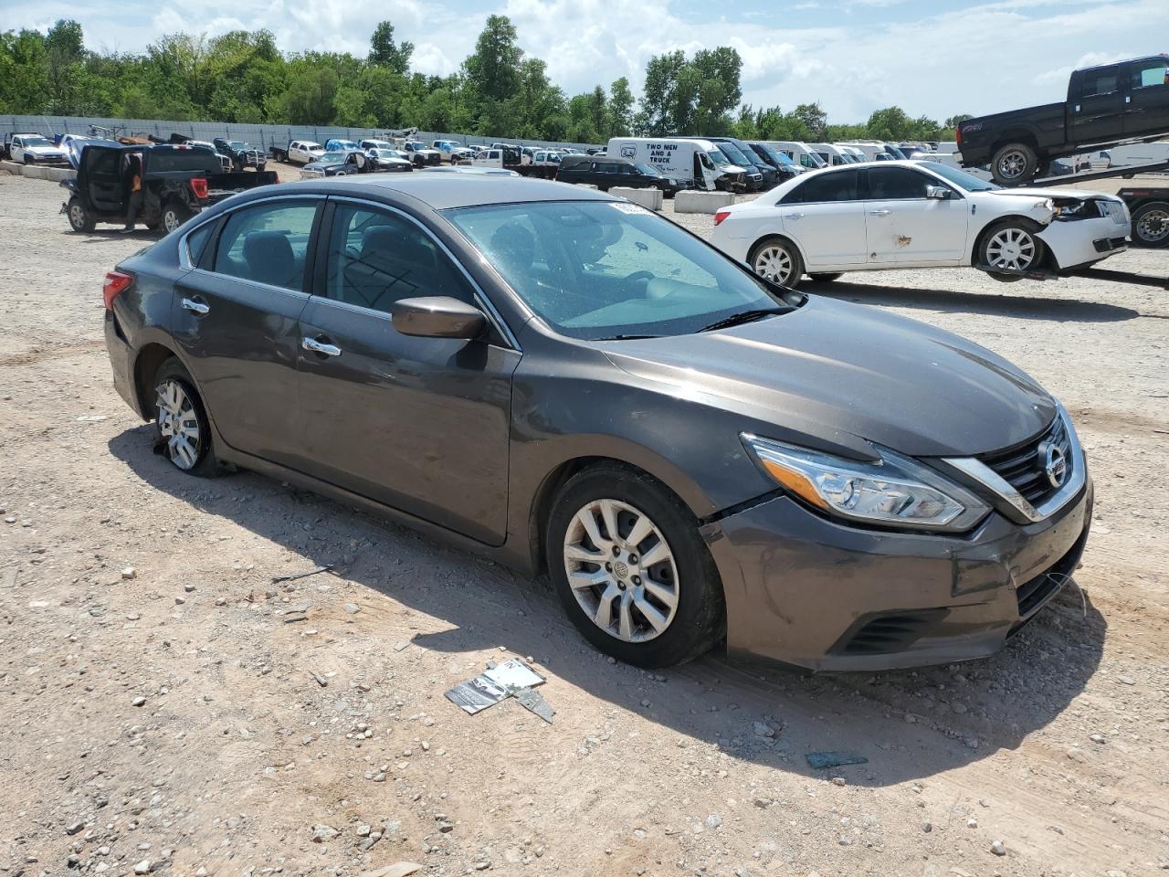2016 Nissan Altima 2.5 - Фото 4
