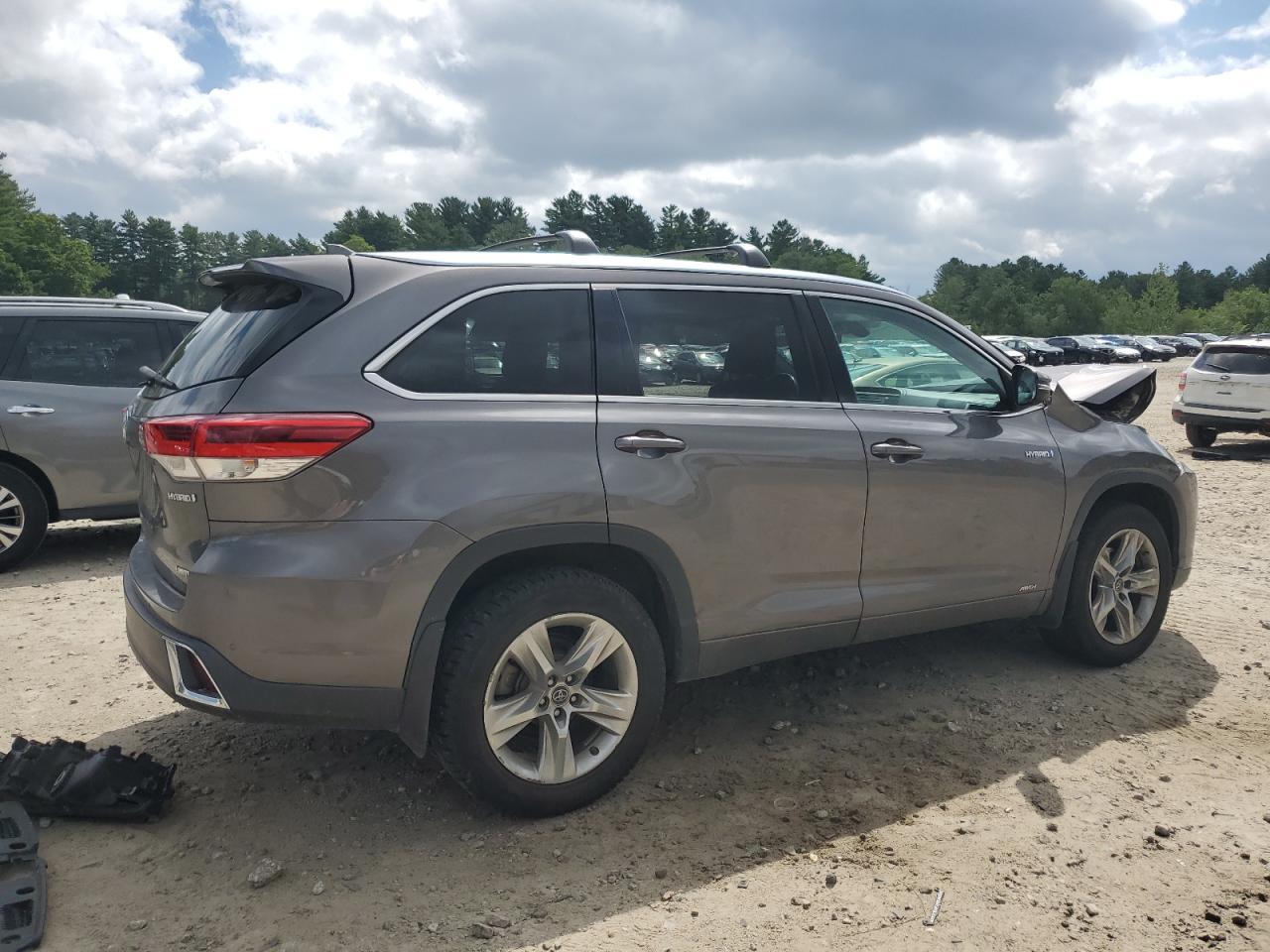 2018 Toyota Highlander Hybrid Limited - Фото 3
