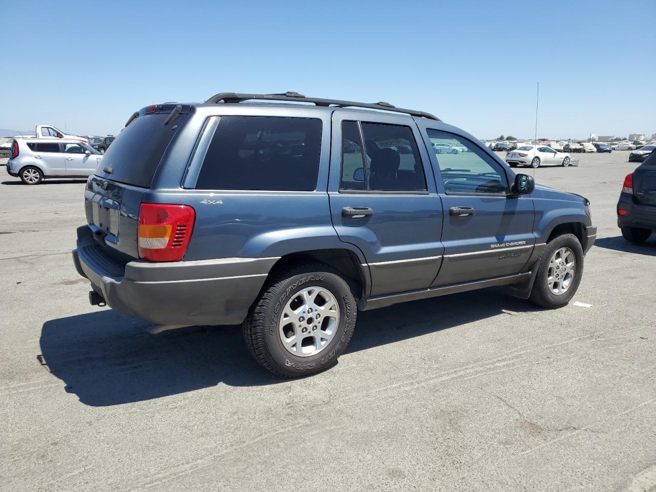 2001 Jeep Grand Cherokee Laredo - Image 3