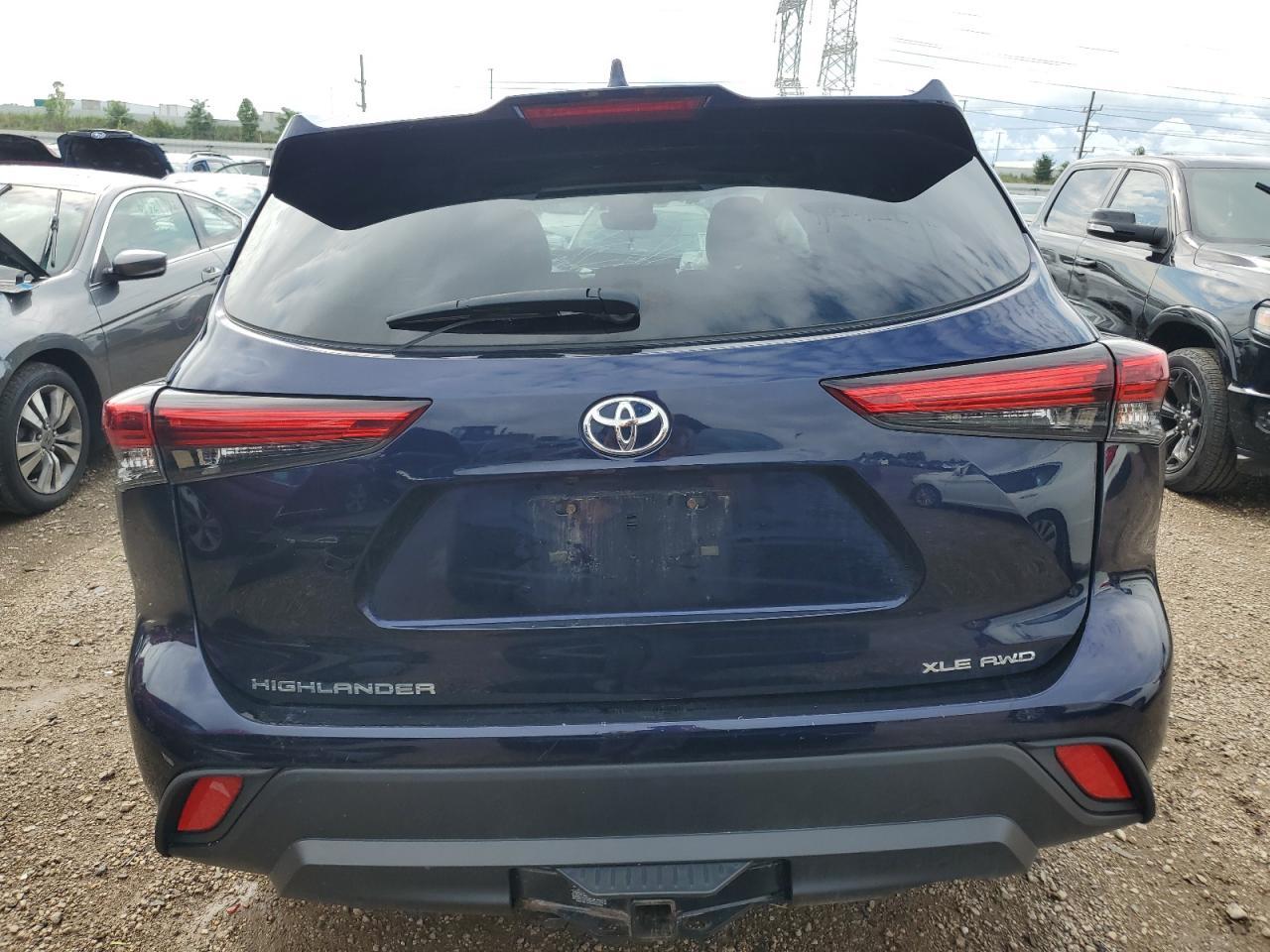 2022 Toyota Highlander Xle - Image 6