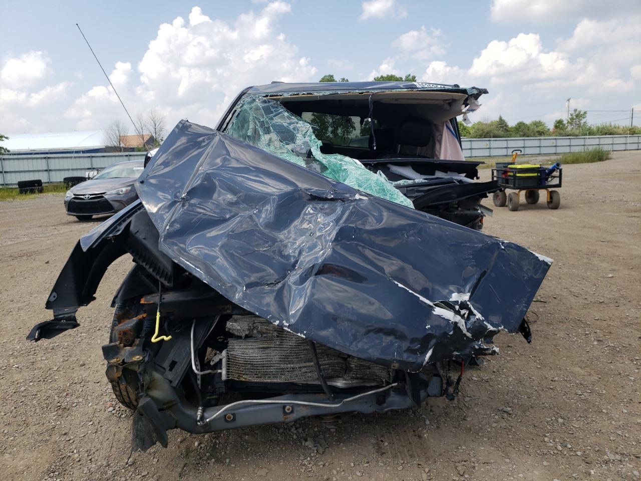 2013 Chrysler Town & Country Touring L - Фото 5