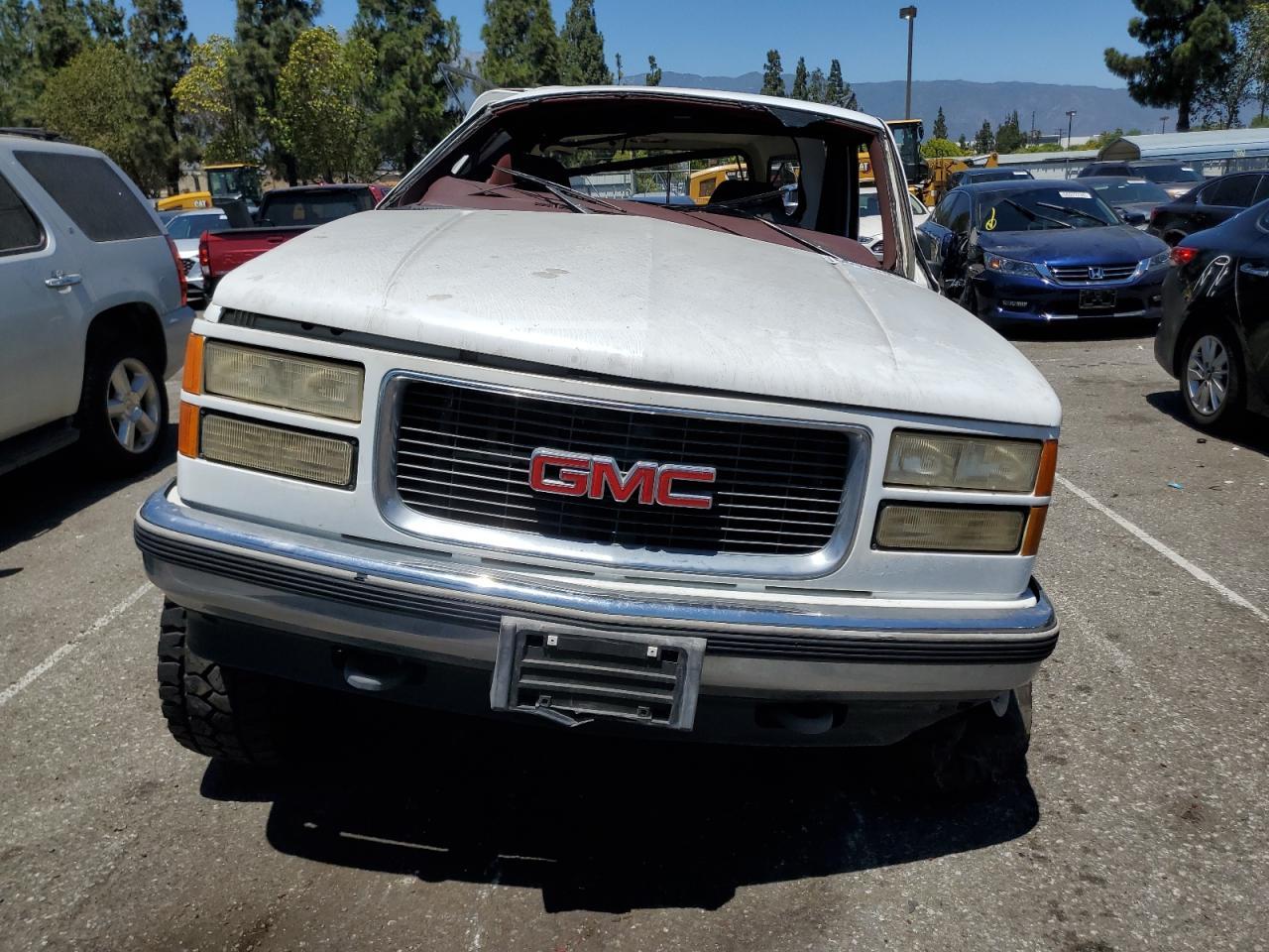 1997 GMC Sierra C1500 - Image 5