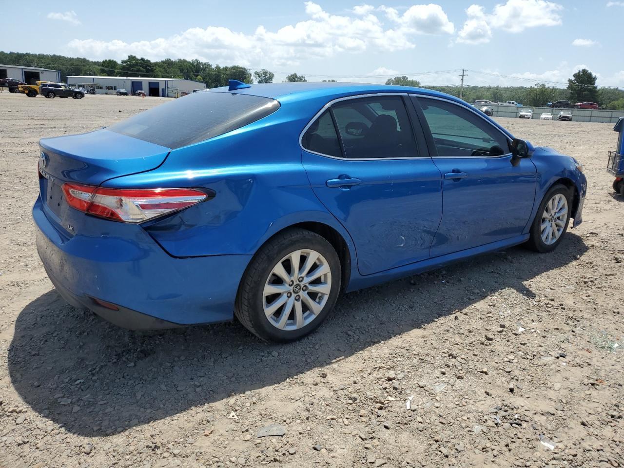 2019 Toyota Camry L - Image 3