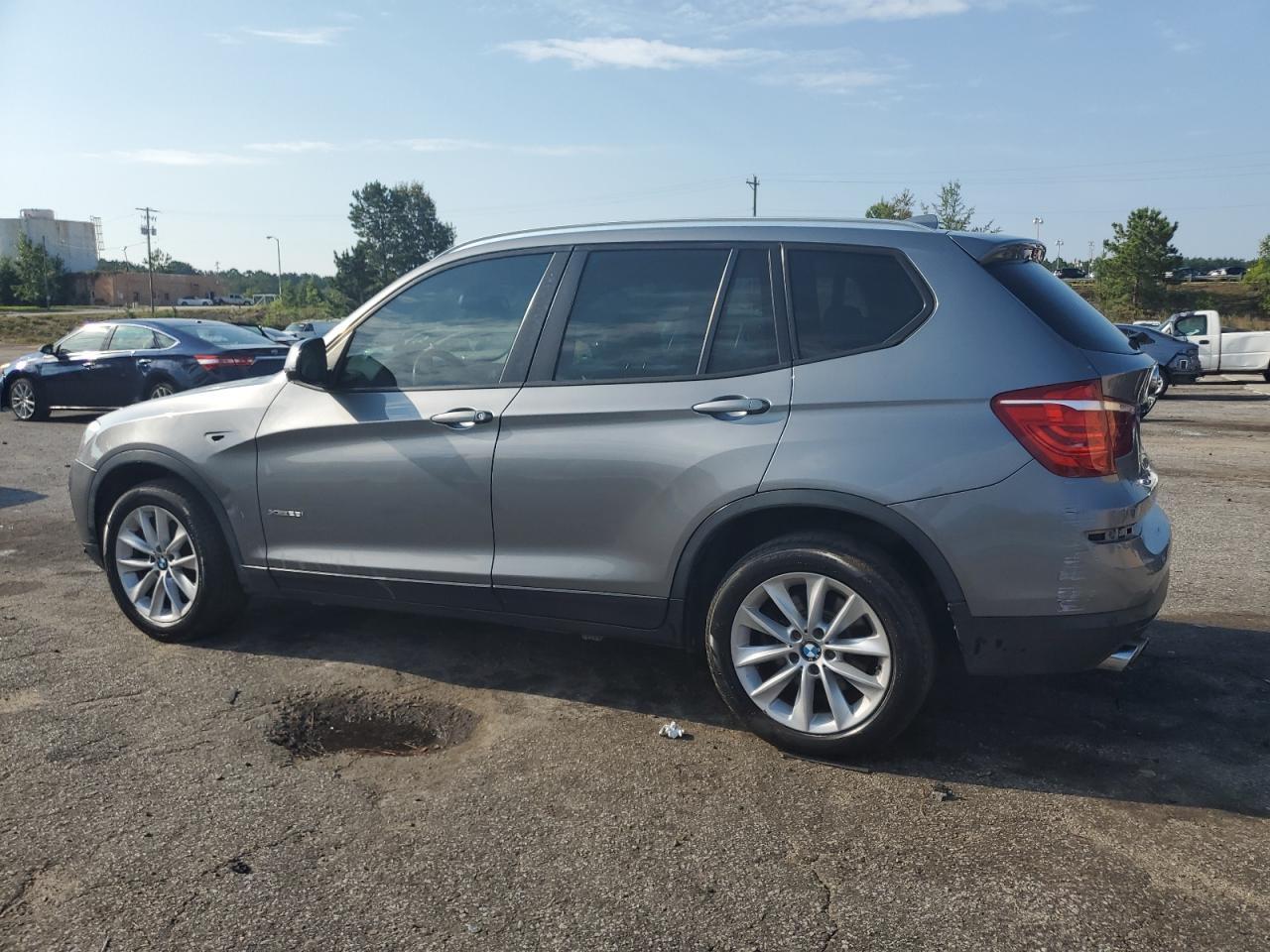 2015 BMW X3 xDrive28I - Фото 2