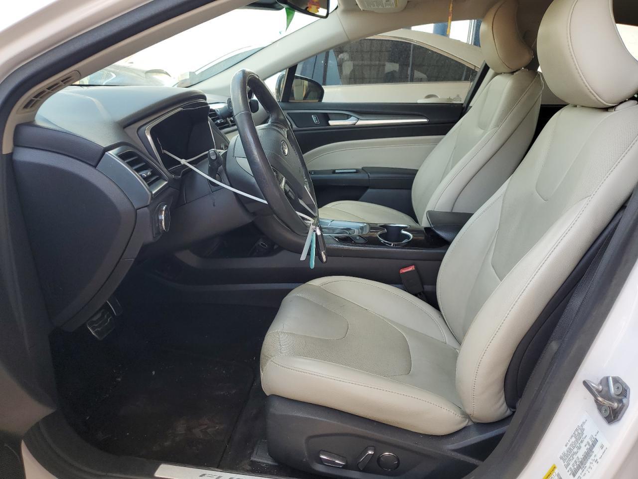 2015 Ford Fusion Titanium Hev - Image 7