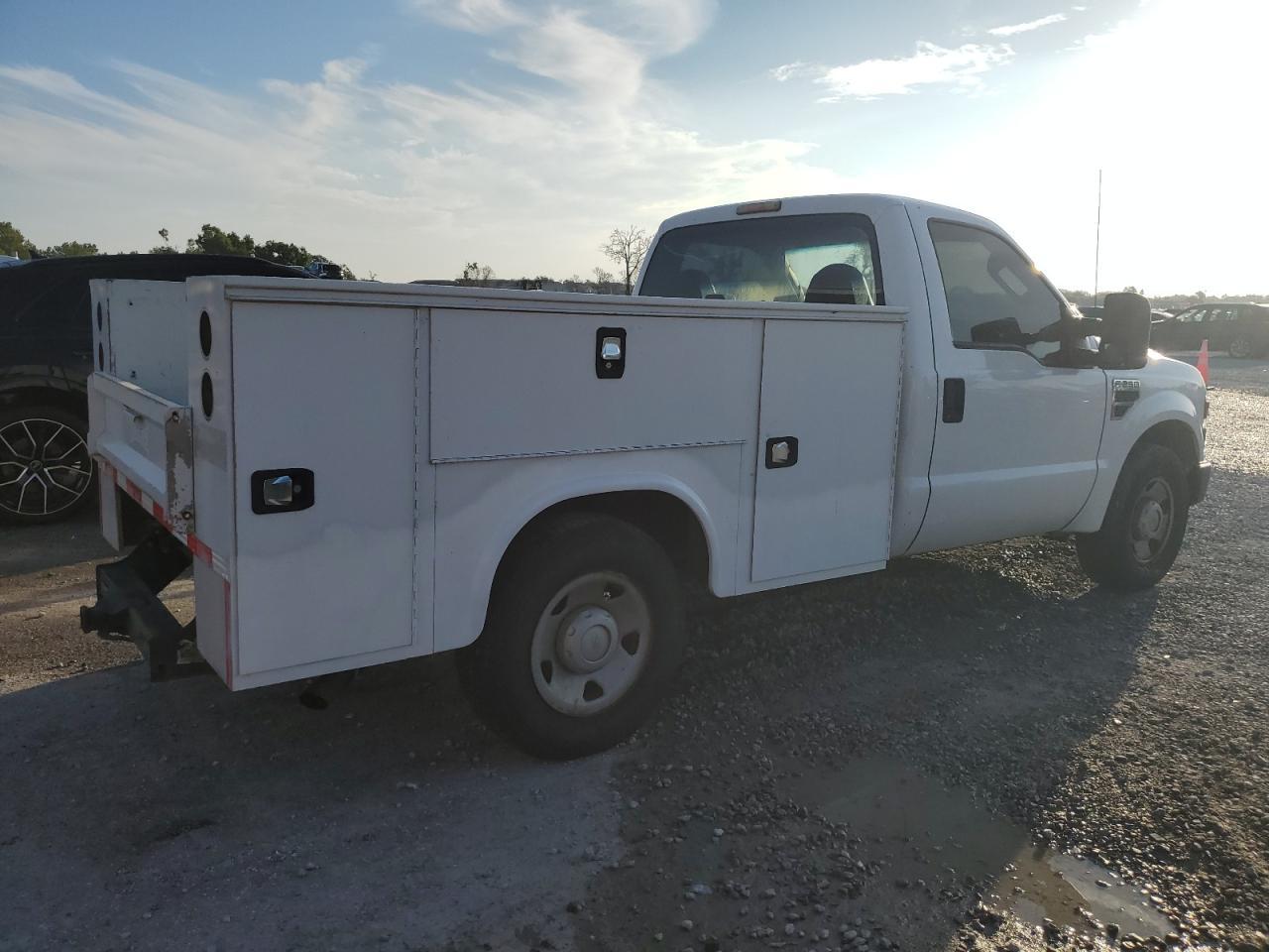 2010 Ford Super Duty F-250 W/S - Фото 3