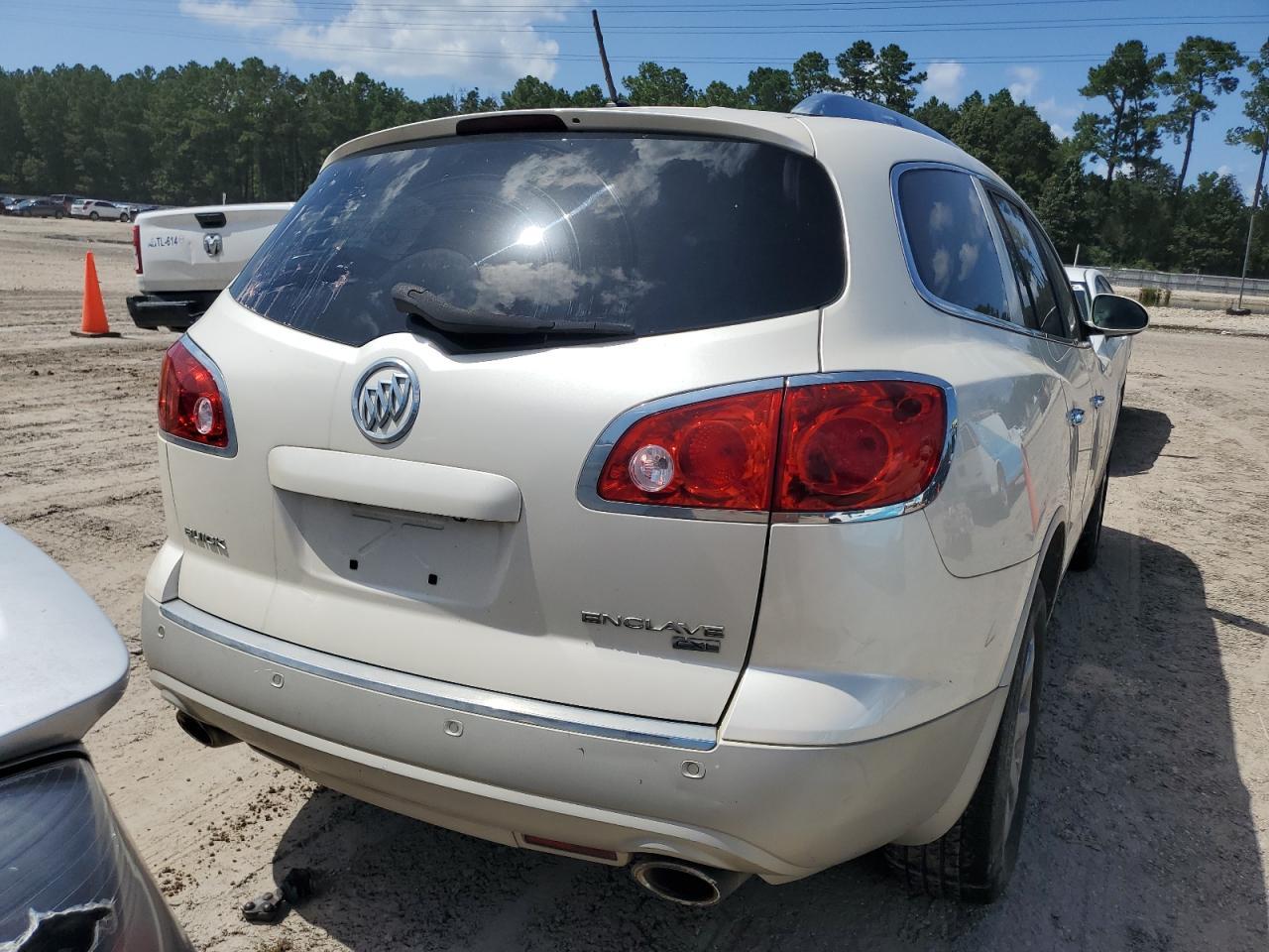 2010 Buick Enclave - Image 6