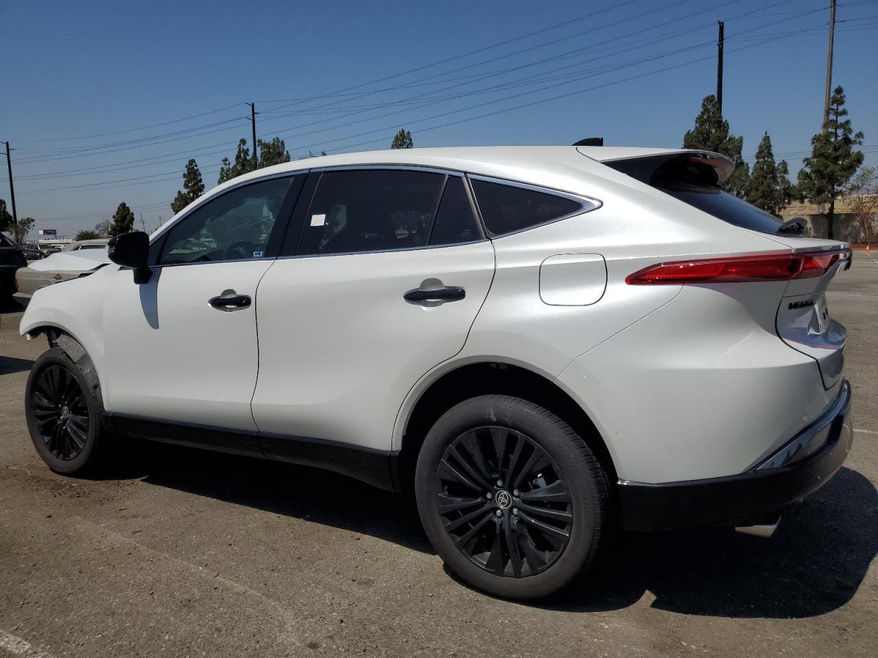 2024 Toyota Venza Le - Фото 2